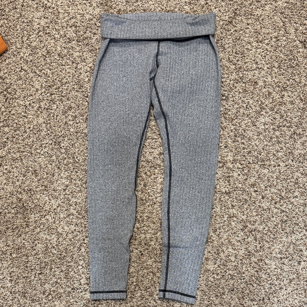 Women’s Lululemon Gray Leggings